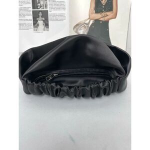 Alexander Women Pre-Loved Bag Very Good Condition